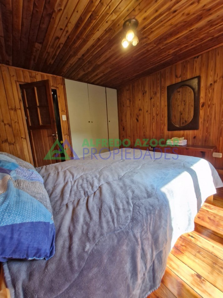 Barrio Los Abedules, Casa con terreno