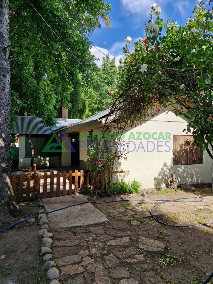 Barrio Los Abedules, Casa con terreno